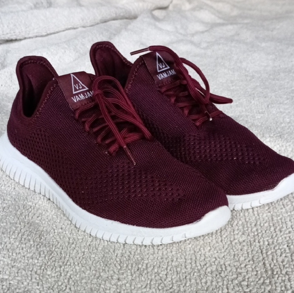 Vam Jam Burgundy Sneakers